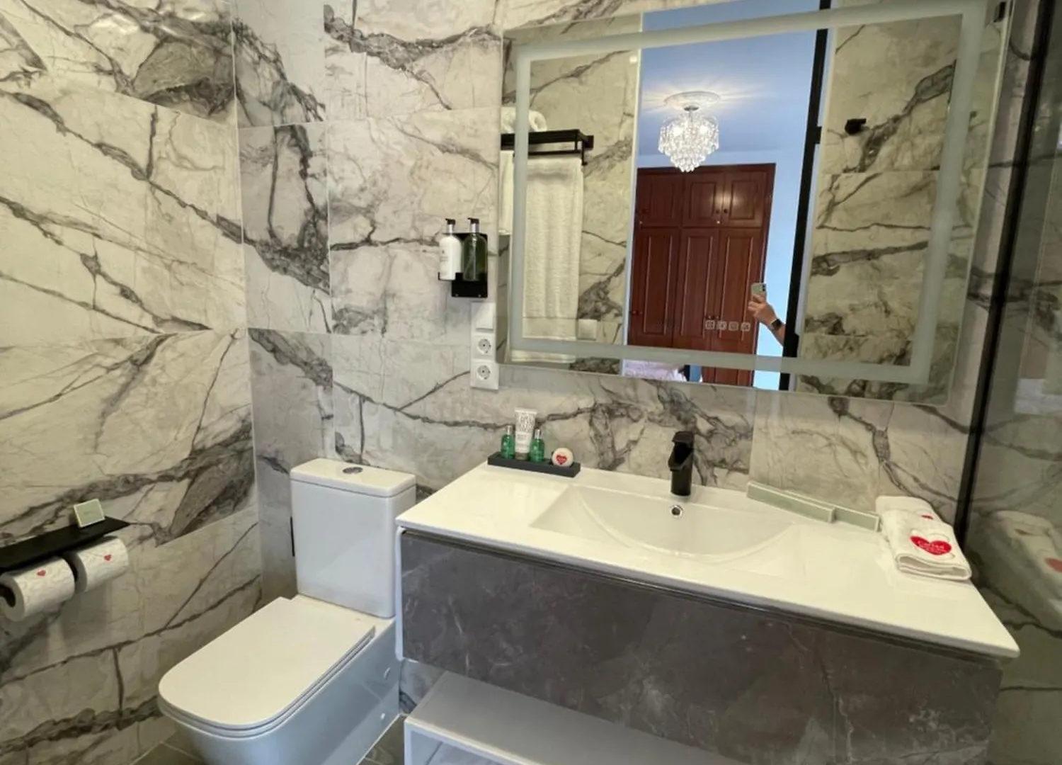 Cariad Boutique Bed & Breakfast La Cala Del Moral 0*,