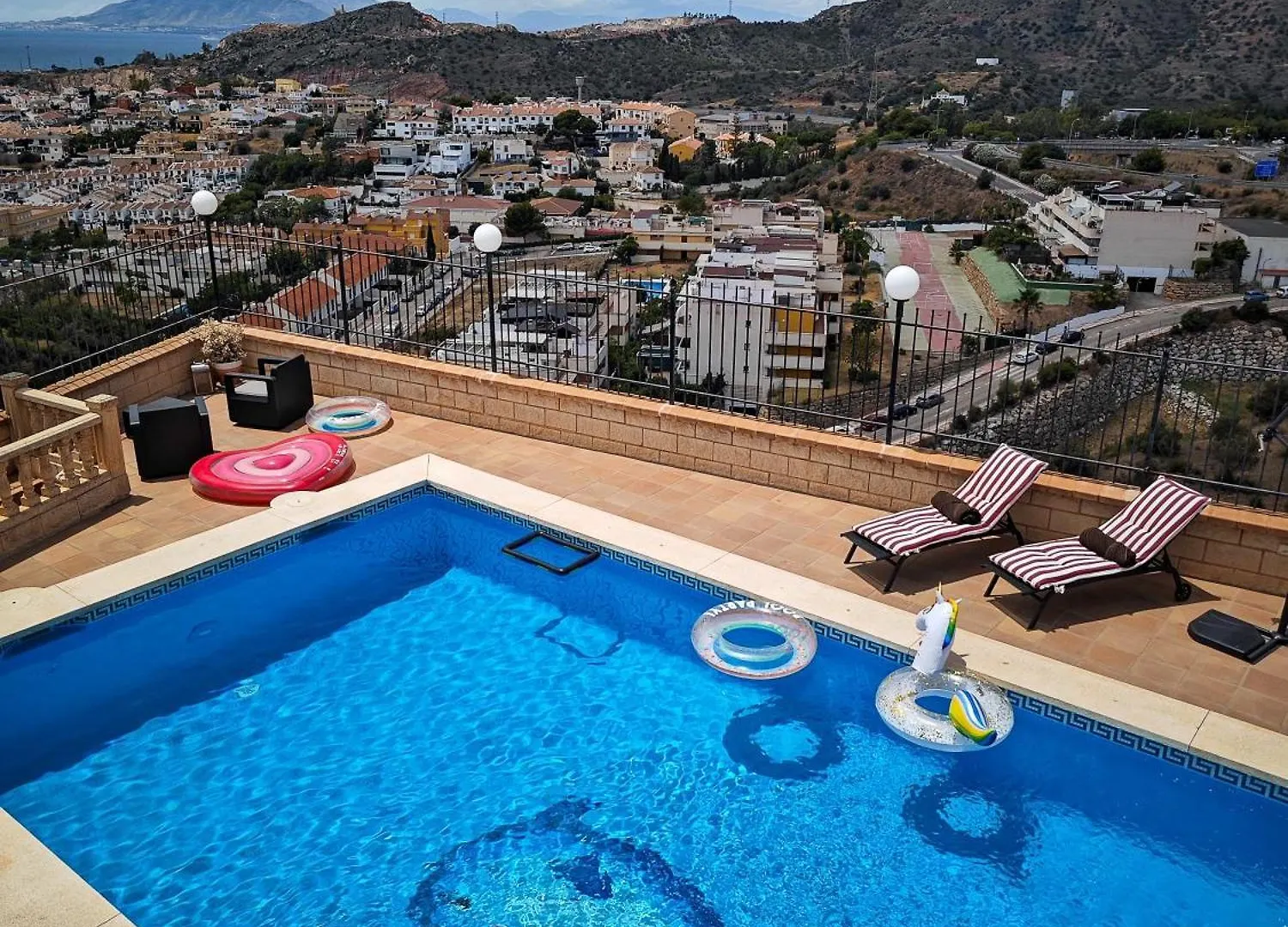Cariad Boutique Bed & Breakfast La Cala Del Moral 0*,